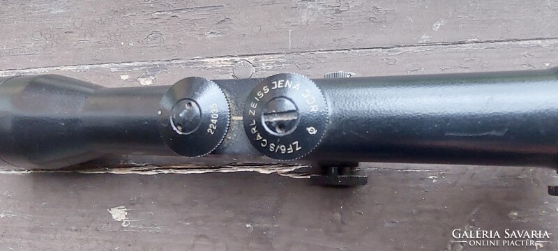 Carl Zeiss fegyver távcső, tüskés szálkereszttel,