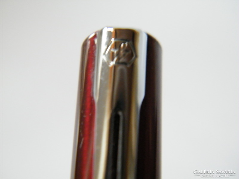 Waterman roller betétes fémtestű, szép metál fényű toll