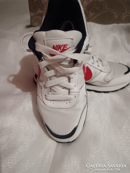 Nike cipő