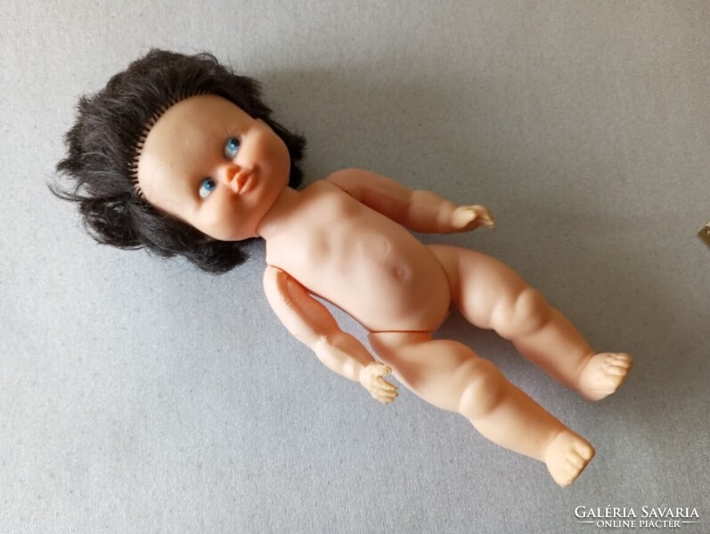 Gumitestű játék hajasbaba eladó! Retro, NDK-s