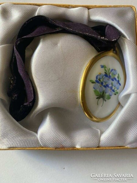 Herendi Medál bársony szalagon