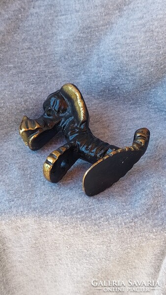 Ritka Walter Bosse bronz kutya