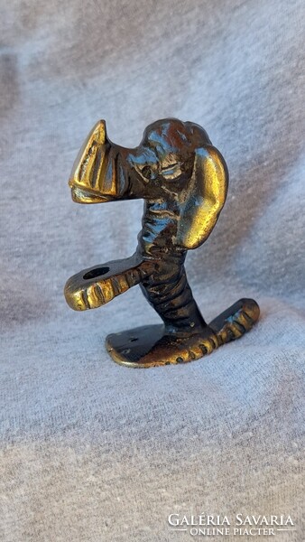 Ritka Walter Bosse bronz kutya