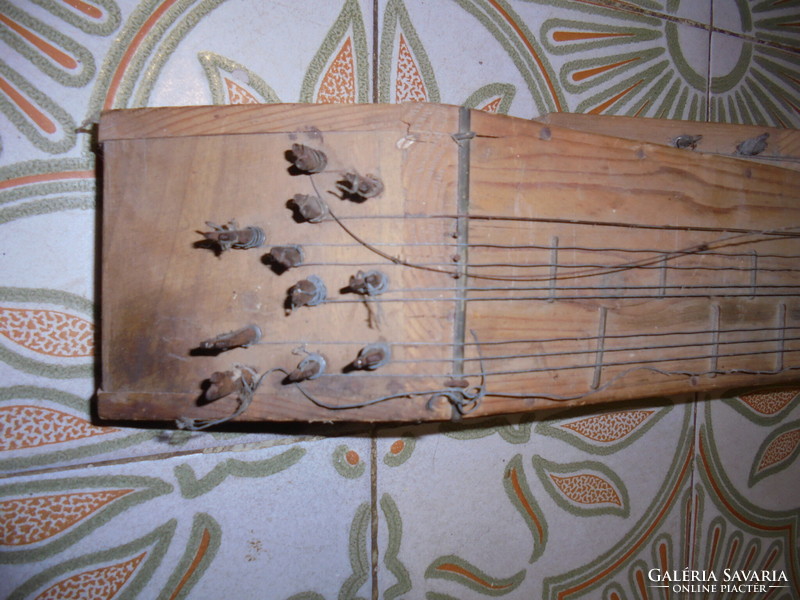 Régi citera - régi népi hangszer