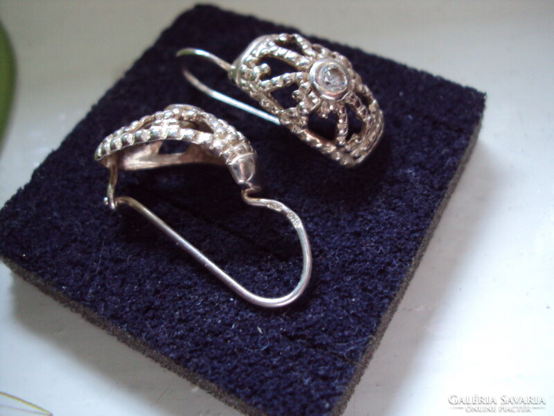 Ezüst fülbevaló /biztonsági kapcsos/