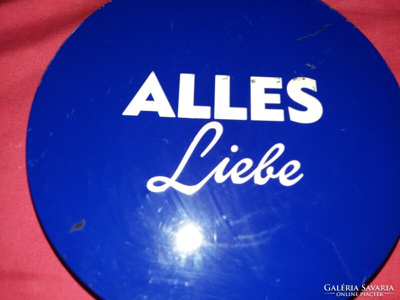 Óriási méretű német NIVEA FÉM LEMEZ KÖRDOBOZ 23 x7 cm A KÉPEK SZERINT