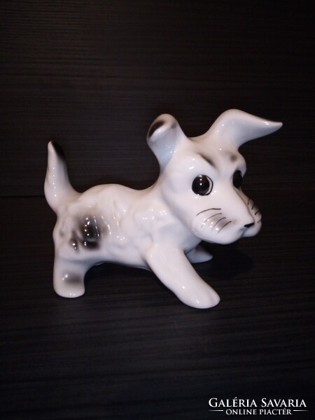 Porcelán foltos kutya. Hibátlan.