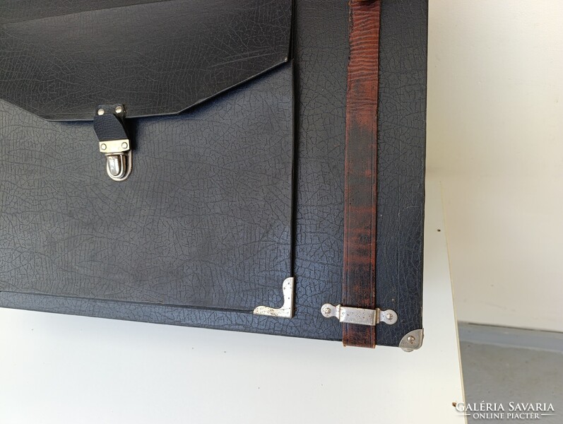 Antik bőrönd jelmez film színház kellék különleges méretű szemüveg karóra óra ügynök tálcás koffer