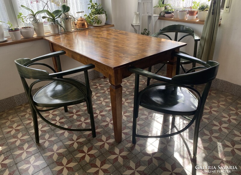 Thonet No. 81 Vintage Szék Székek Karosszék Étkezőszék Debreceni karosszékek Zöld étkezőszékek