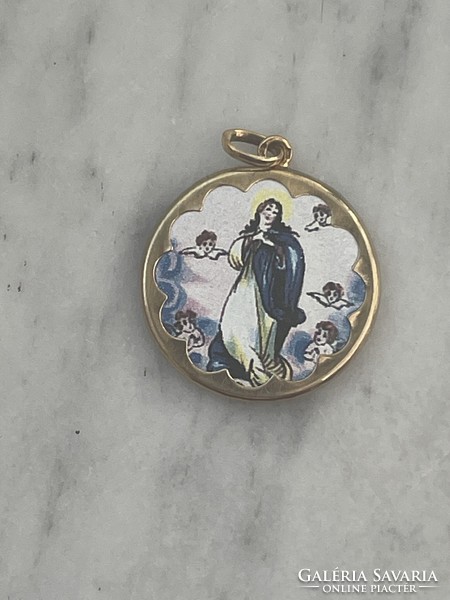 14 kr. Arany tűzzománc Mária medál.