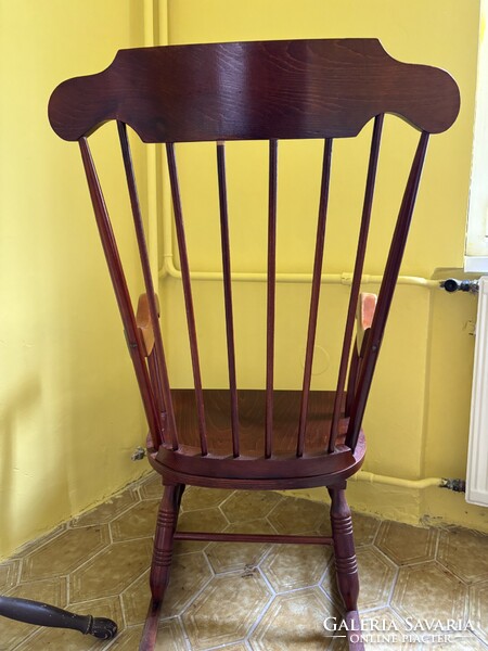 Hintaszék csodás állapotban