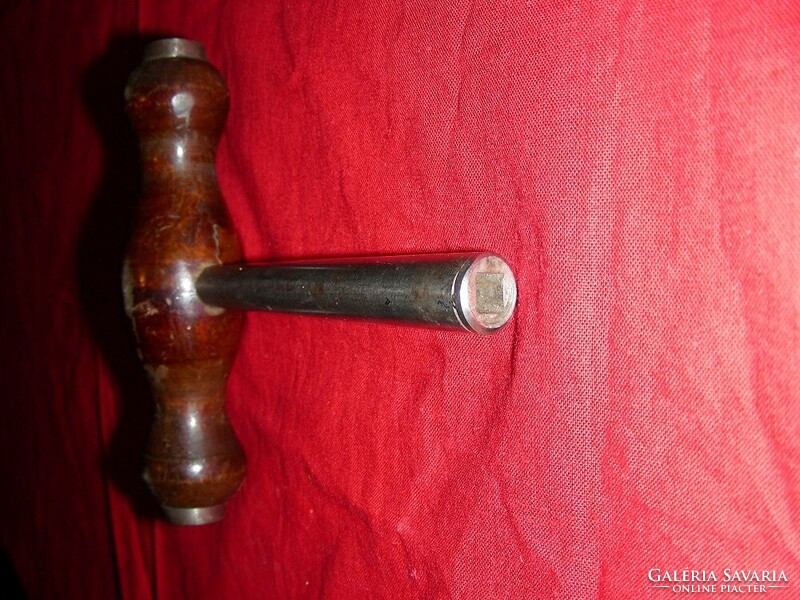 Citera/zongora/orgona hangoló kulcs