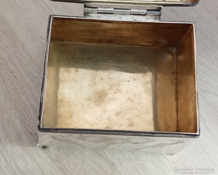 Sandrik-Szandrik szecessziós cukortartó nikkelezüstből, 1900-1910 körül