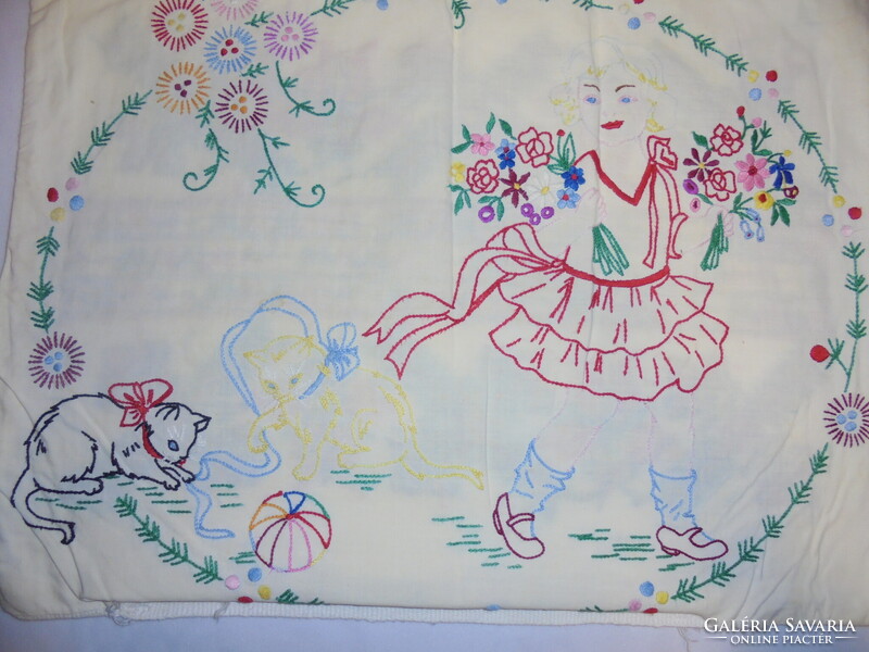 Régi, két oldalán hímzett díszpárna - keresztszemes, jekenetes