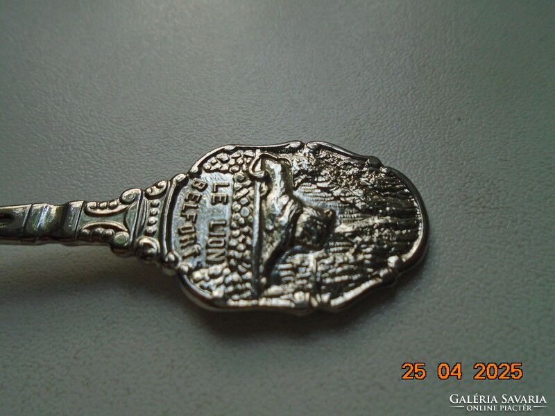 A Belforti oroszlán (Le lion de Belfort) vintage souvenir kiskanál