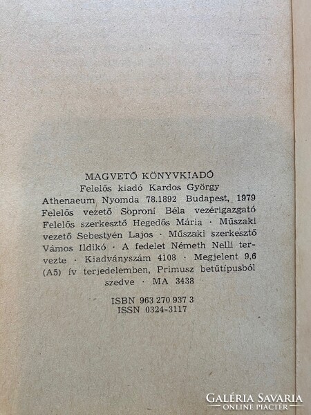 Rejtő Jenő / P.Howard/ Az elveszett cirkáló. Az angol páncélos cirkáló,a Balmoral korántsem vész ell