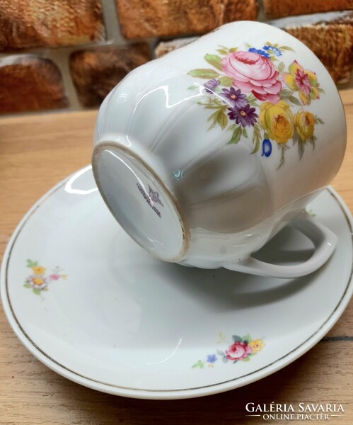 ANTIK:"Frida"névre szóló porcelán emlékpohár hozzá illő kistányérral