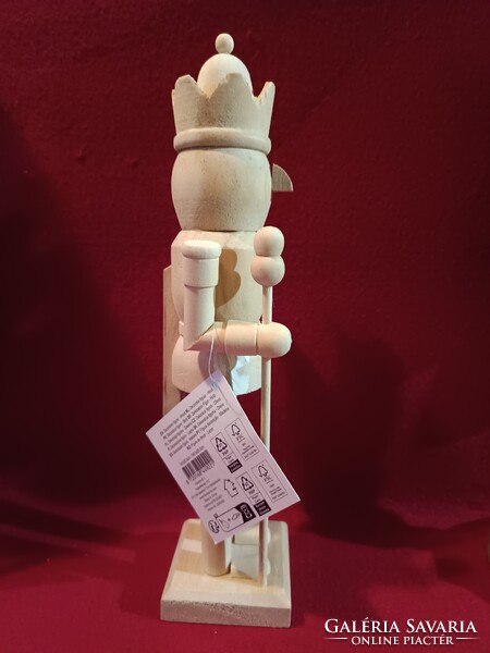 Diótörő figura kreatívoknak