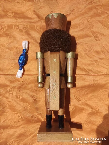 Karácsonyi dísz - Hatalmas "Diótörő mese figura" 2. (fa) 40 cm magas