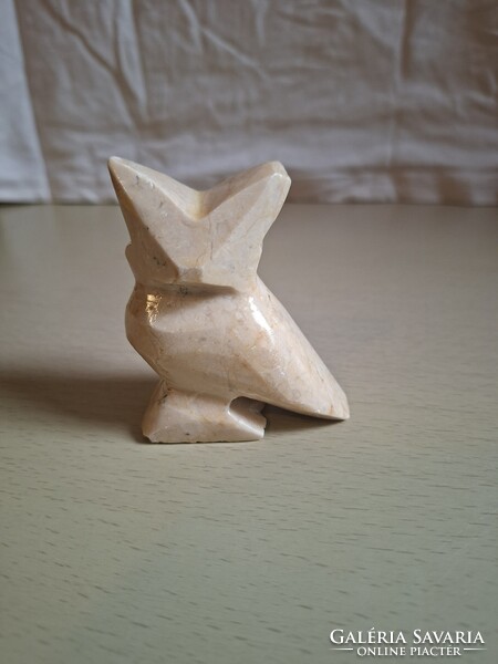 Onix (?) Bagoly figura. 7,3 cm.