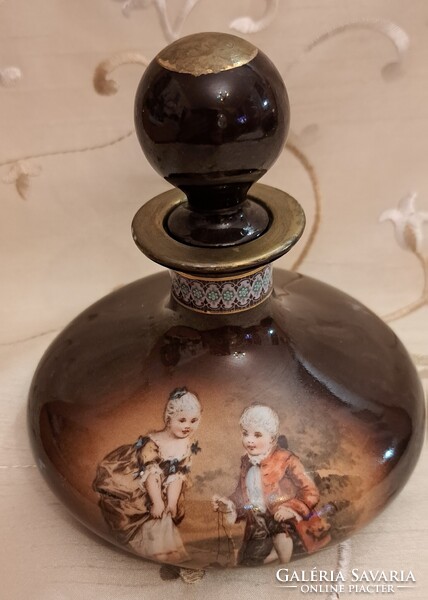 Ritka Altwien porcelán kiöntő, dekanter (M5778)