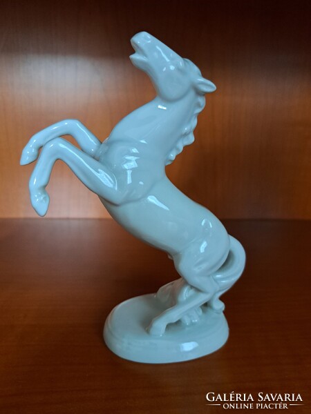 Unterweissbach porcelán ló
