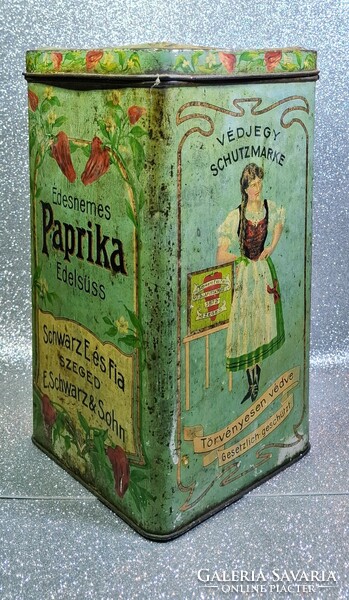 Antik „Édesnemes Paprika – Schwarz E. és Fia, Szeged” bádogdoboz, kb. 1910 körül