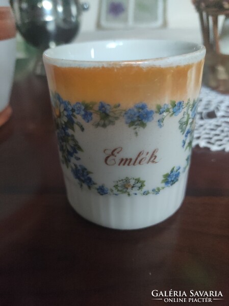 Zsolnay emlék bögre