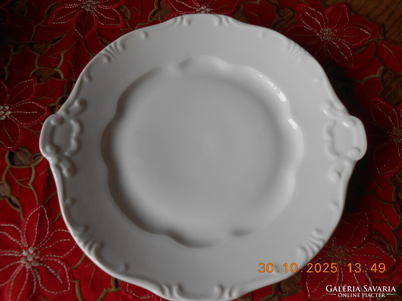 Zsolnay fehér süteményes kínáló tál