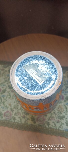 Iparművészeti kerámia váza