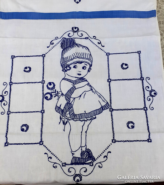 Régi hímzett dísztörölközö..87x56 cm