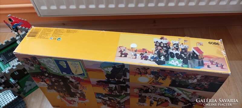Fehér holló! Extrém ritka LEGO 6086 dobozával!