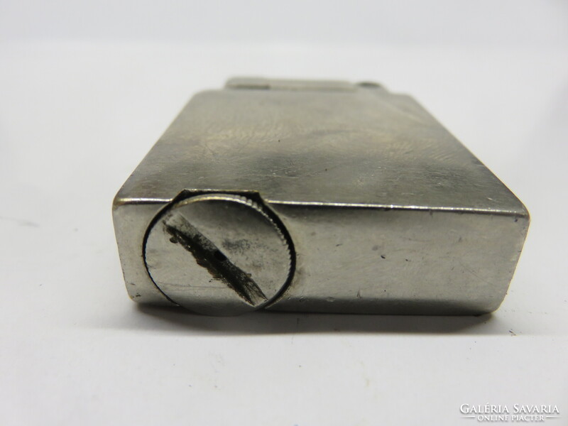 Régi Magyar Nikkelezett Gamma Benzines Öngyújtó "Kalapácsos Munkás"