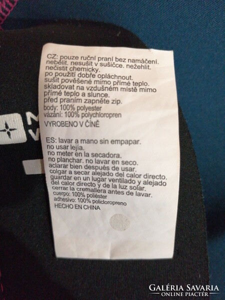 3-4 évesnek neoprén fürdőruha, úszóruha