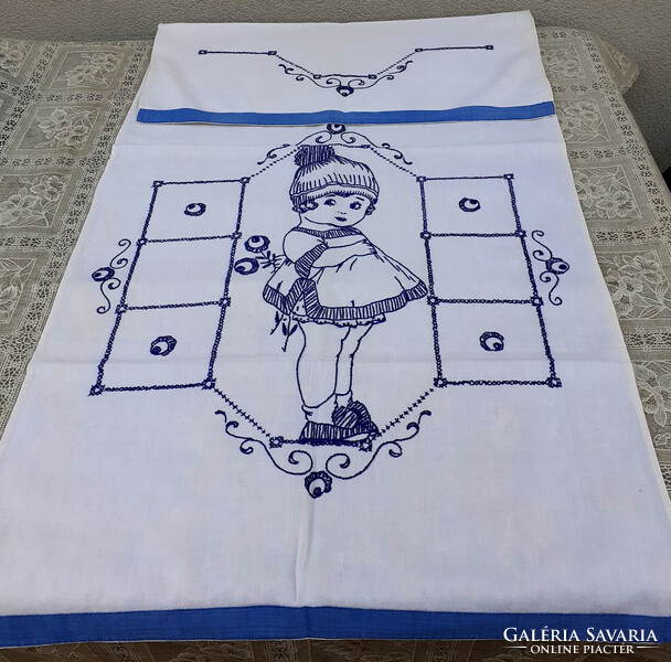 Régi hímzett dísztörölközö..87x56 cm