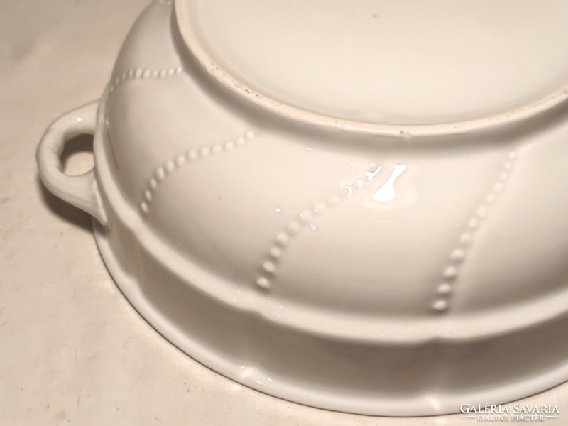 Füles porcelán tál