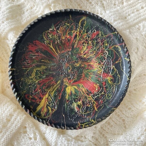 Csorgatott mázas kerámia falitányér - fekete