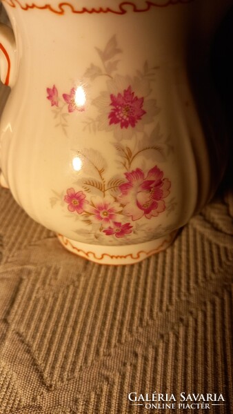 Régi zsolnay virágos tejkiöntő