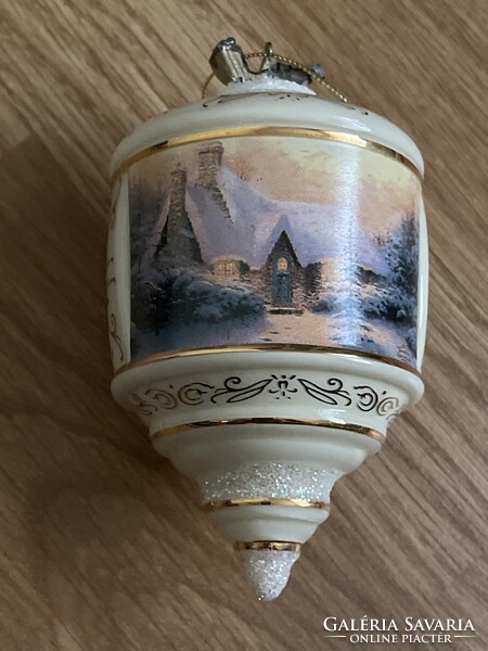 Gyönyörű vaj színű,  üveg karácsonyfa dísz, nem volt használva.