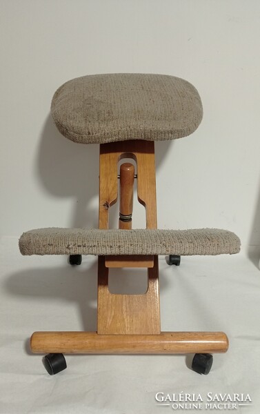 Térdelő szék, térdeplő, kárpitos, egészséges tartás biztosító ülőke