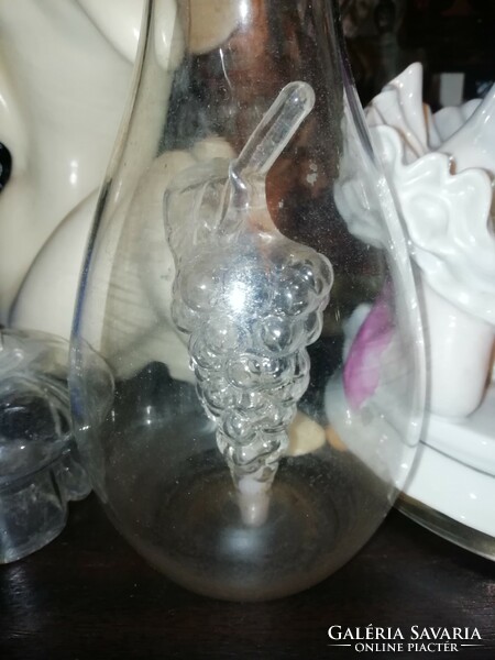 Szőlő mintás üveg a képeken látható állapotban.Több száz Aukció és Akció