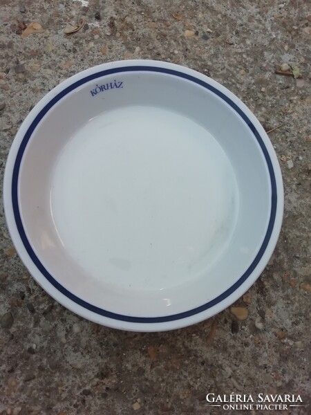 Régi porcelán Alföldi Kórház tányér képeken látható állapotban.Több száz Aukció és Akció