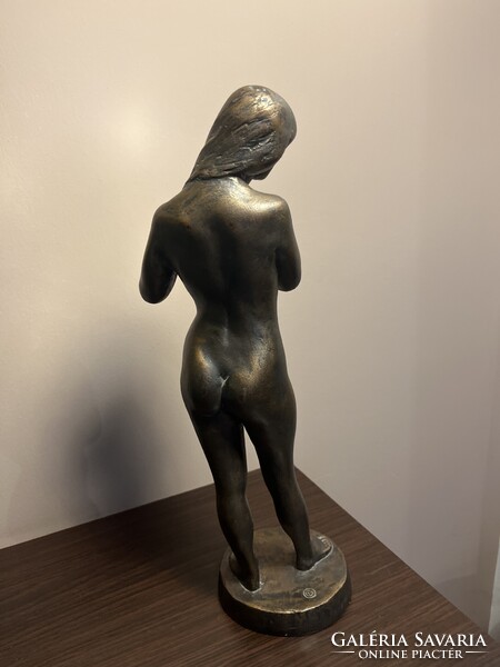 Bronzosítót Műgyanta szobor