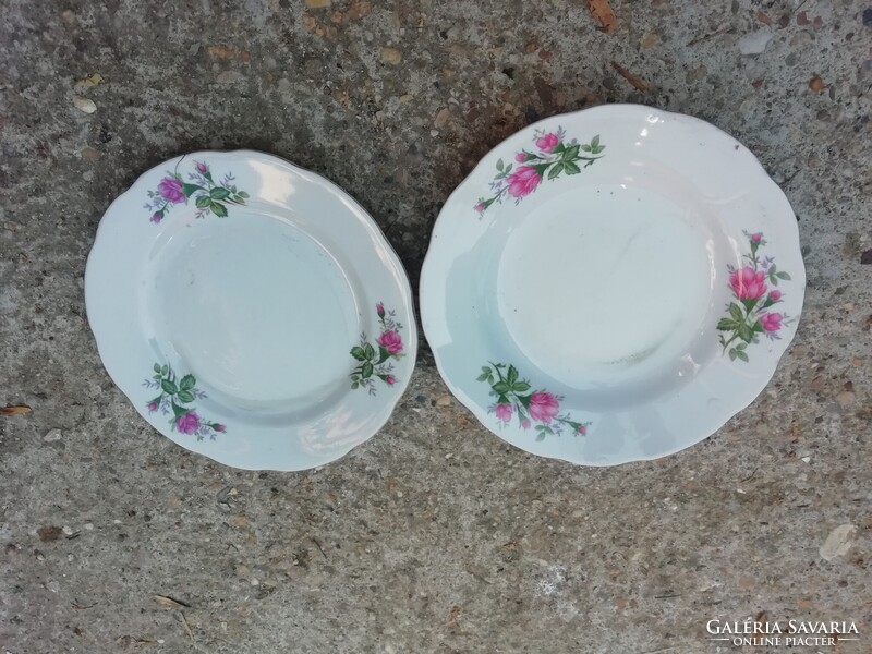 Porcelán tányérok Chinai képeken látható állapotban.Több száz Aukció és Akció