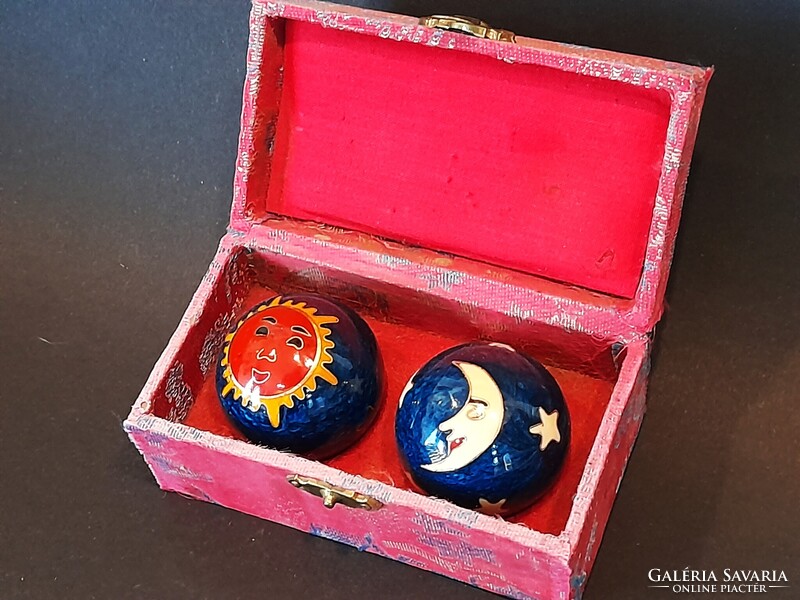 Régi kínai csilingelős tűzzománc csikung golyó készlet 1.- Ft-ról!!!