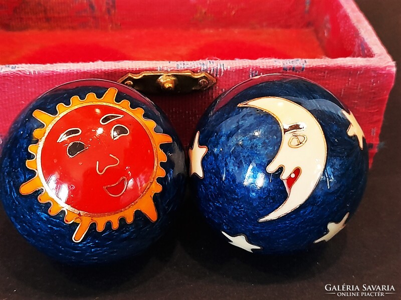 Régi kínai csilingelős tűzzománc csikung golyó készlet 1.- Ft-ról!!!