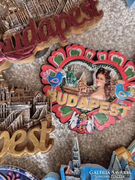 Hűtőmágnes 86db magyarország hírességeivel.