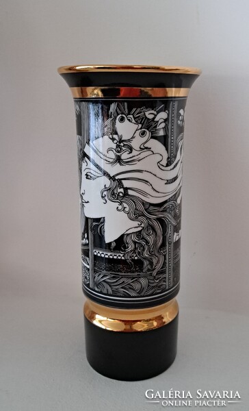 Hollóházi Szász Endre 20 cm-es Pillangós váza, hibátlan