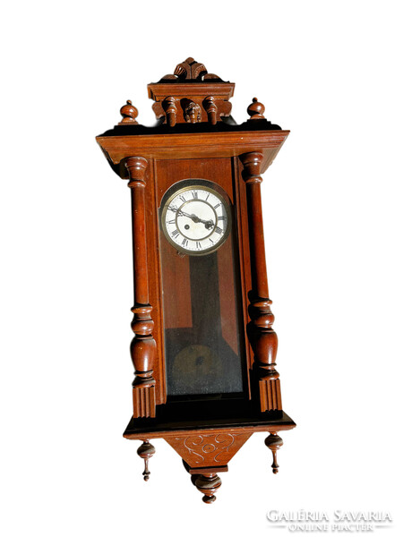 Klasszikus bécsi regulátor, oszlopos, szimmetrikus felépítéssel