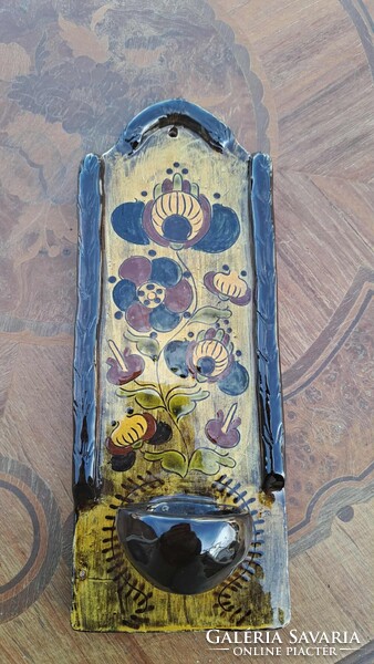 Szentelt víz tartó